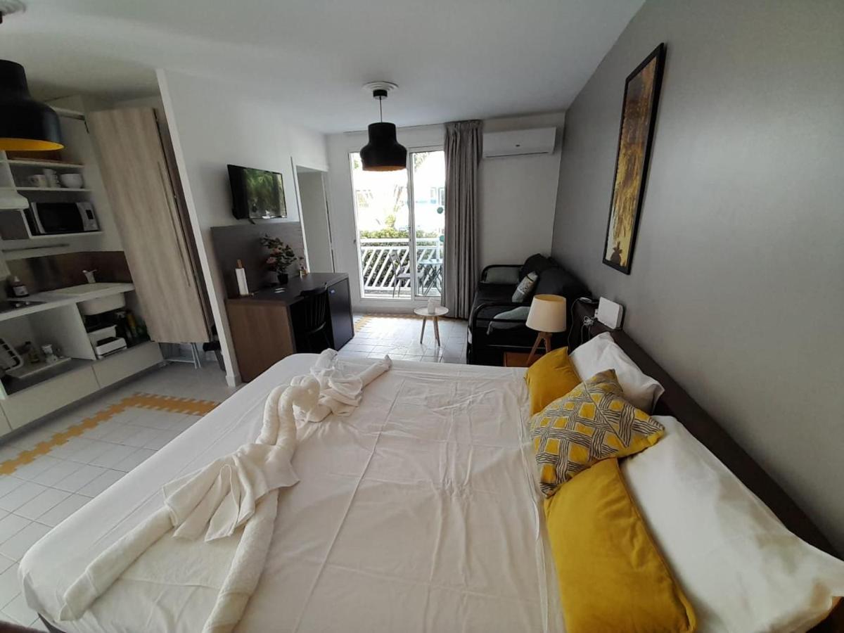 Studio 25 M Manganao Joela 4 Personnes Avec Machine A Laver (Adults Only) Saint-Francois  Kültér fotó