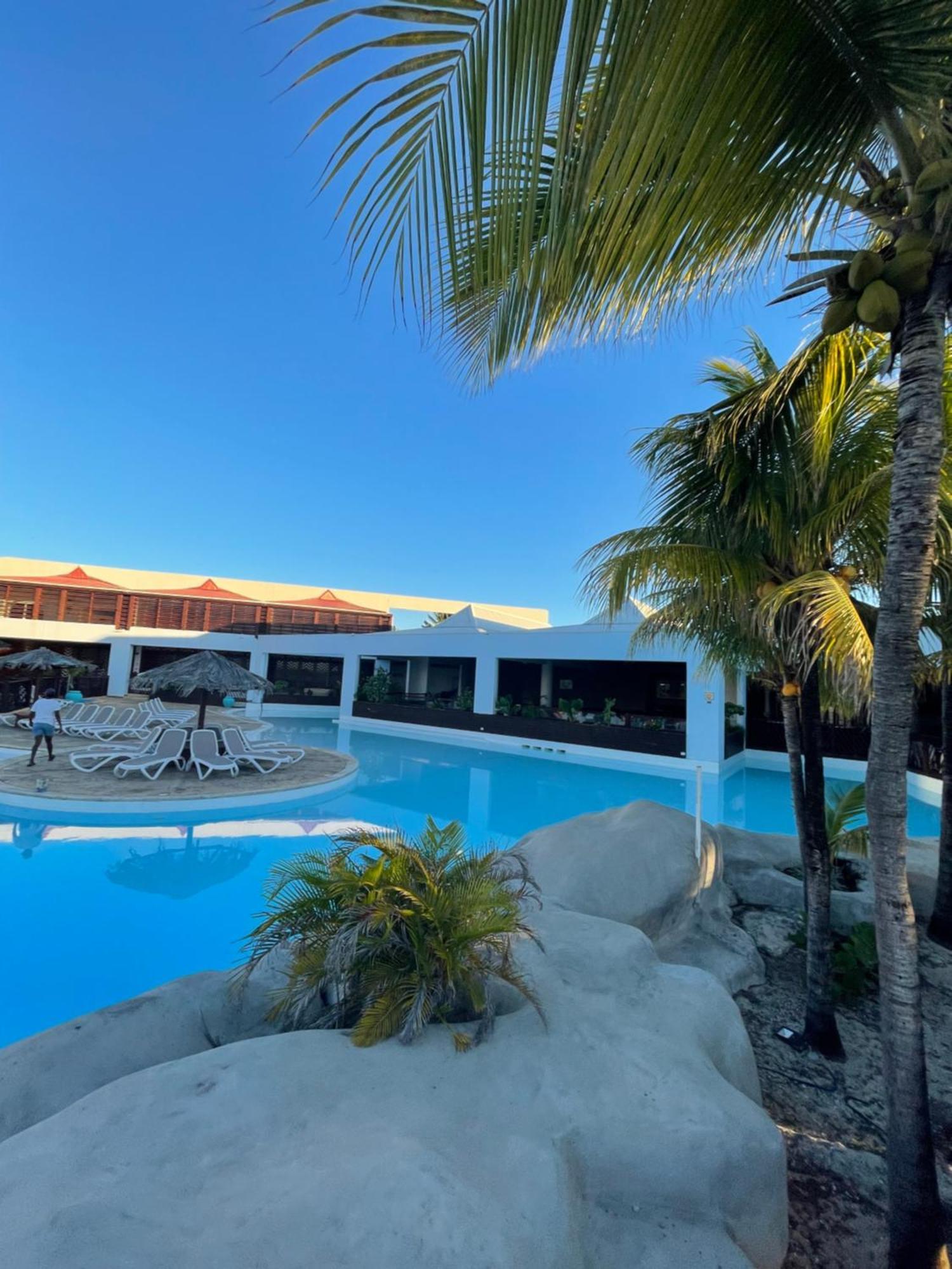Studio 25 M Manganao Joela 4 Personnes Avec Machine A Laver (Adults Only) Saint-Francois  Kültér fotó